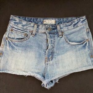 Free People denim cutoff shorts size 26